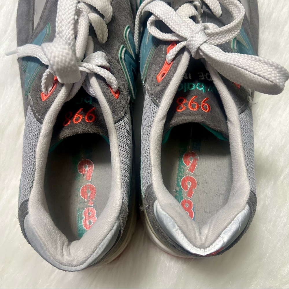 998 Made in USA New Balance - Picture 7 of 9